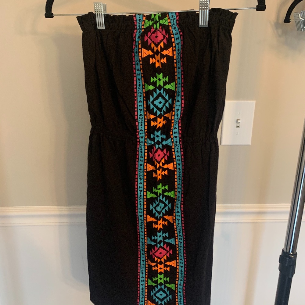 NEW SOUTHERN BREEZE BLACK STRAPLESS MINI DRESS